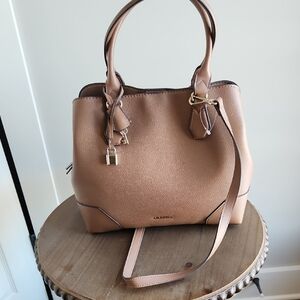 Like NEW Nine West camel Brown Satchel